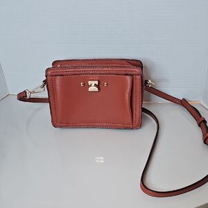 Elegant Orange Crossbody Bag
